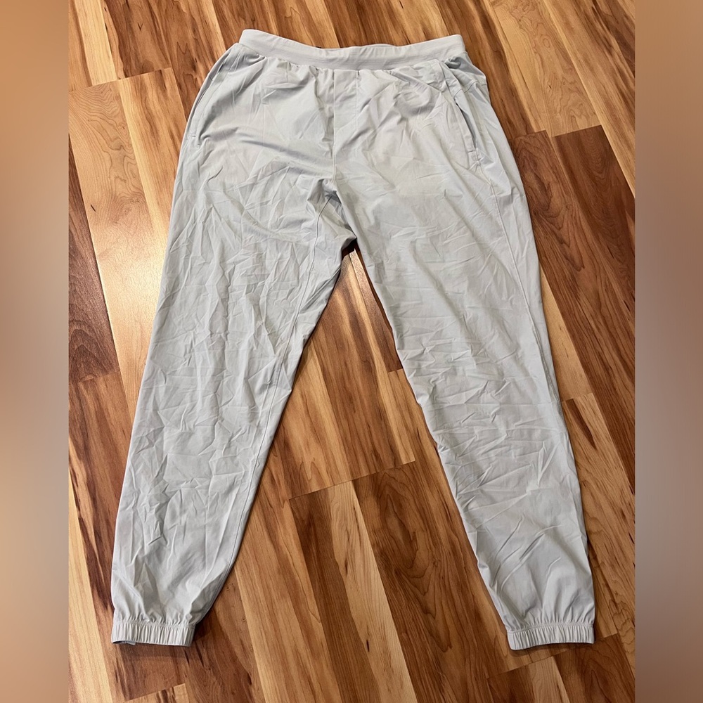 lululemon men’s joggers. Size L. Like new.